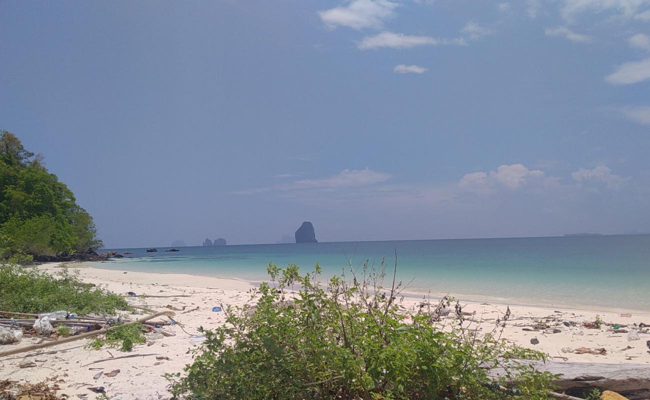 Ko Don Beach'in fotoğrafı beyaz kum yüzey ile