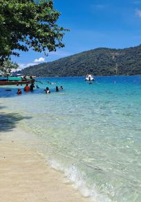 Koh Rawi Adası