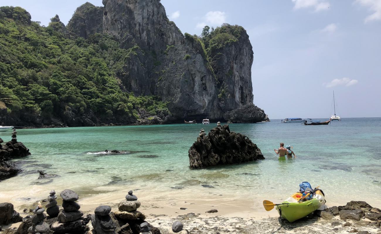 Nui Plajı'in fotoğrafı beyaz ince kum yüzey ile