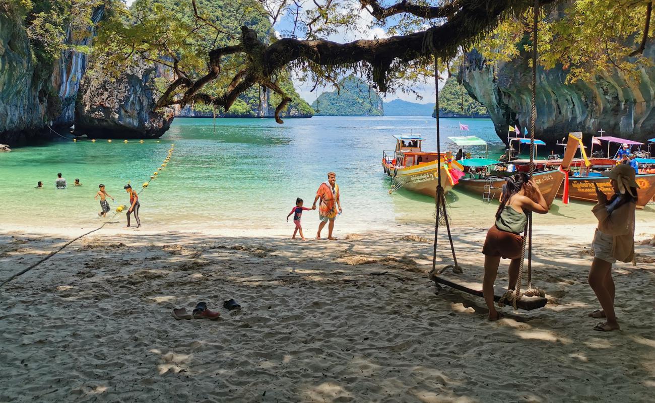 Koh Lao Beach'in fotoğrafı çakıl ile kum yüzey ile