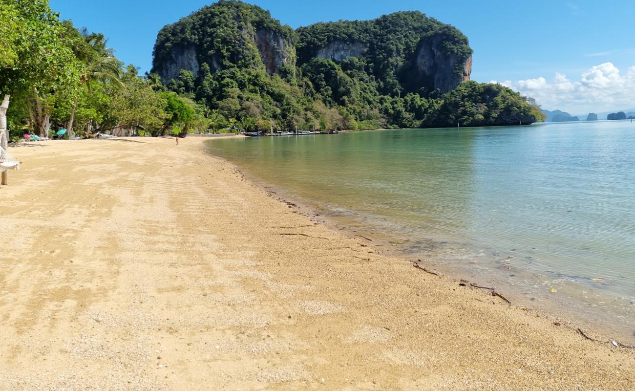 Koh Yao Plajı'in fotoğrafı parlak kum yüzey ile