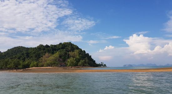 Big Boat Island Beach