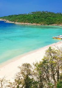 Koh Racha Yai Adası