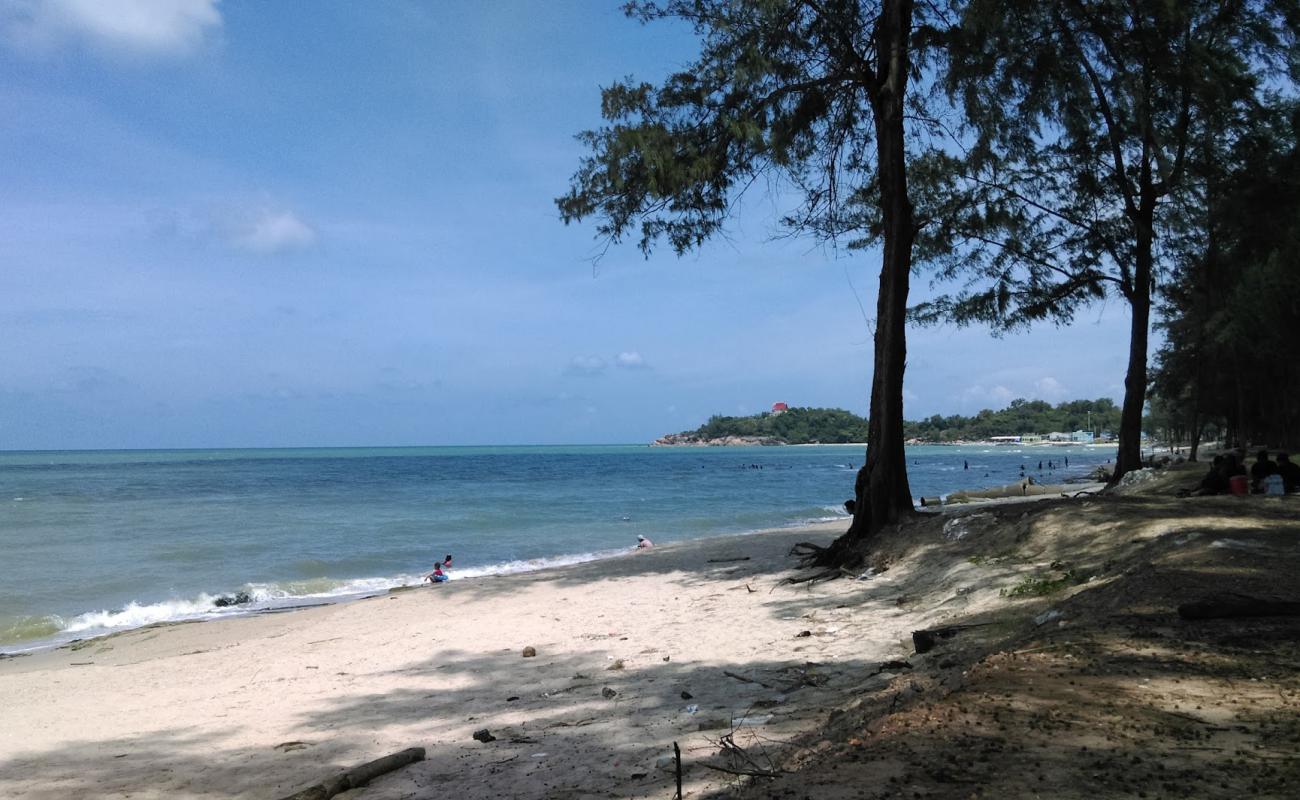 Kao Seng Beach'in fotoğrafı açık bej kum yüzey ile