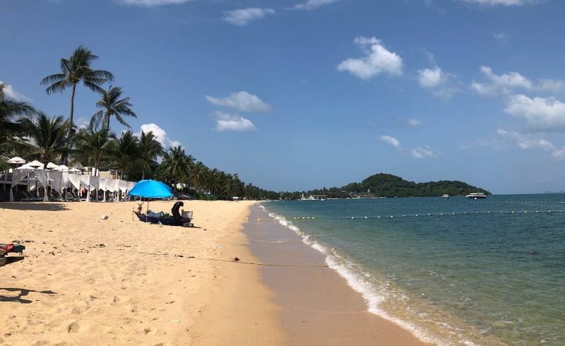 Bo Phut Beach'in fotoğrafı parlak kum yüzey ile