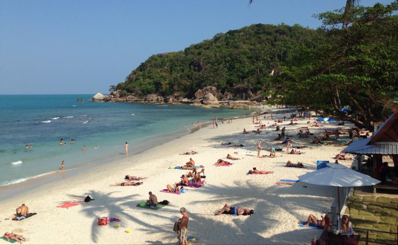 Crystal Bay Beach'in fotoğrafı beyaz kum yüzey ile