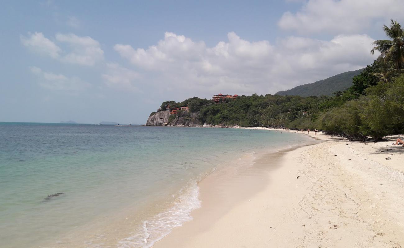 Rin Nai Beach'in fotoğrafı açık bej kum yüzey ile