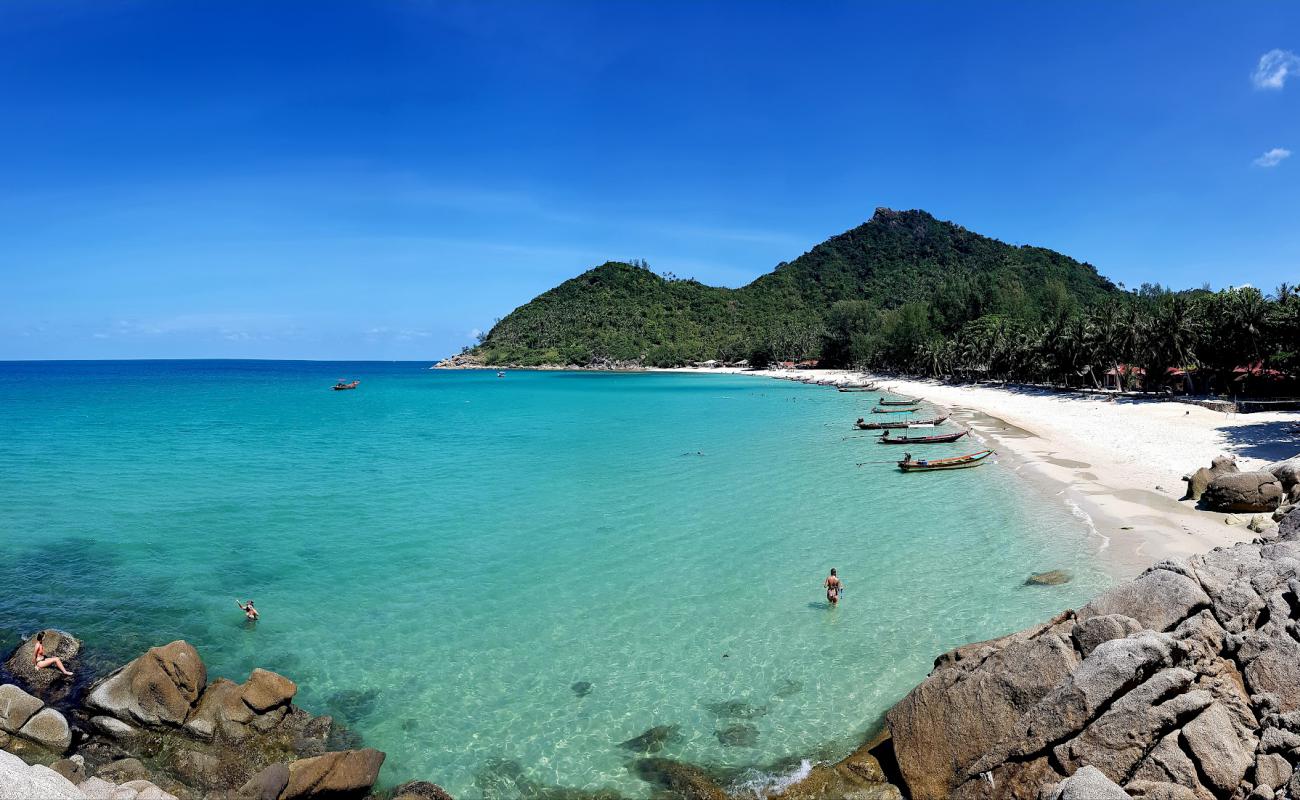 Bottle Beach'in fotoğrafı açık bej kum yüzey ile