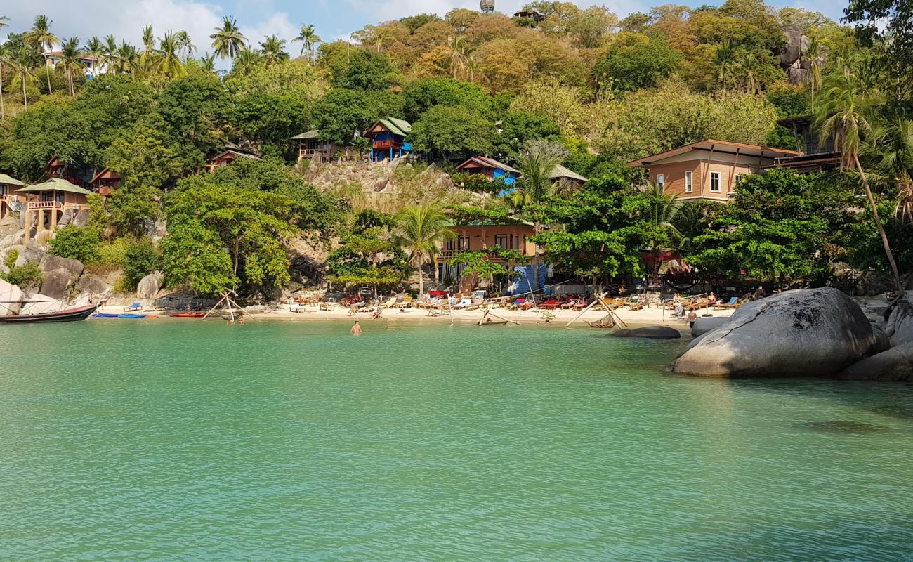 Taa Toh Lagoon'in fotoğrafı açık bej kum yüzey ile
