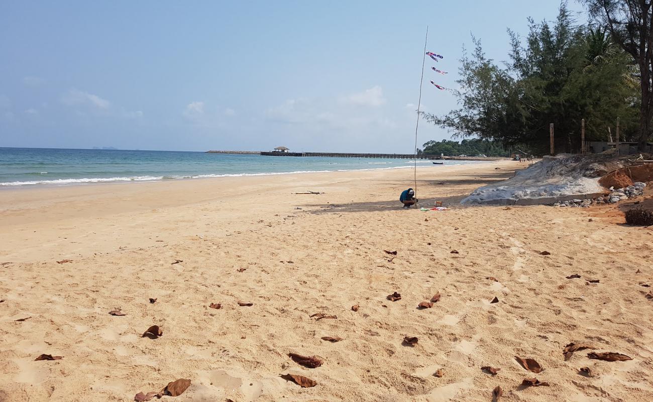 Saphli Beach'in fotoğrafı beyaz kum yüzey ile
