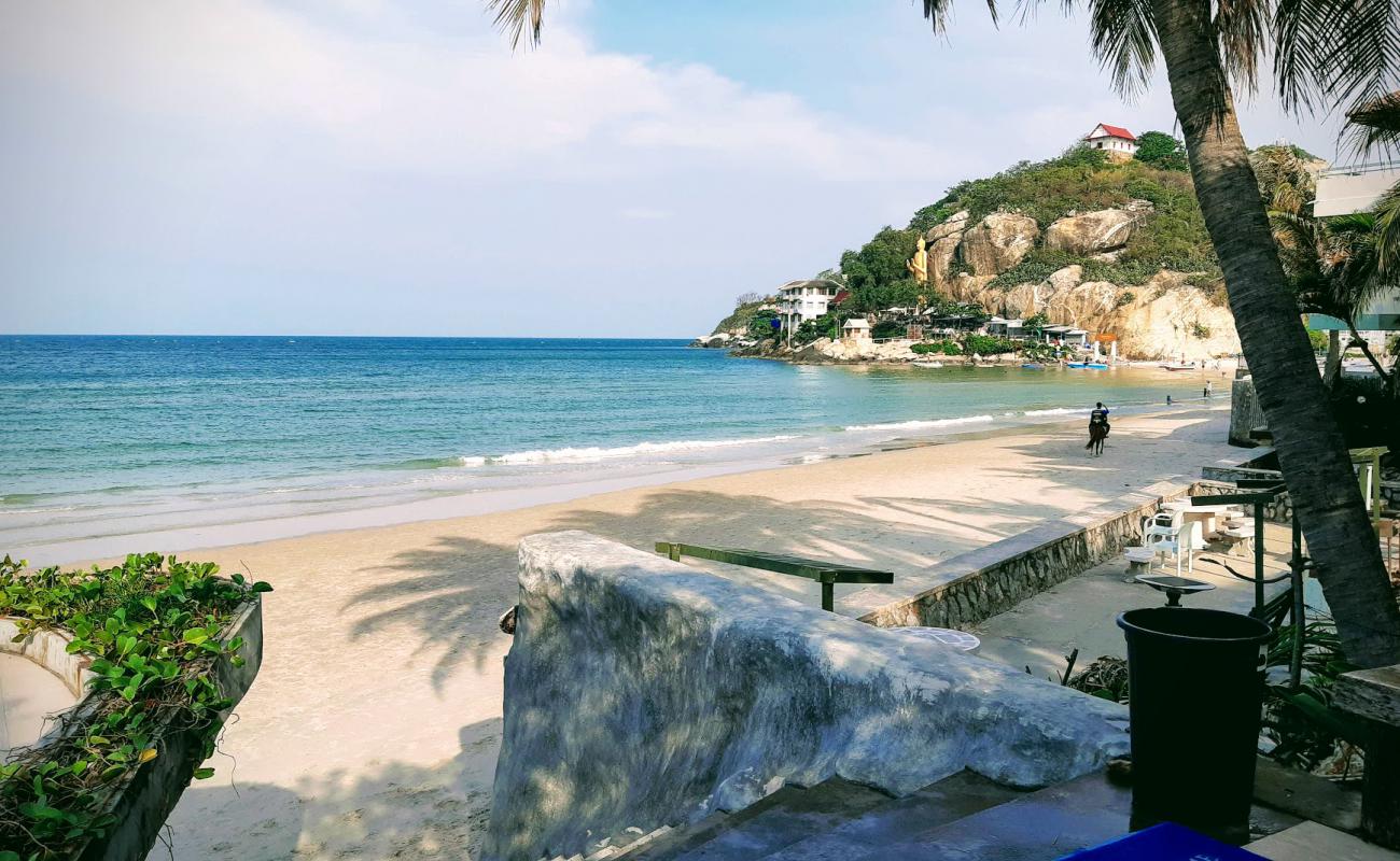 Takiab Beach'in fotoğrafı parlak kum yüzey ile