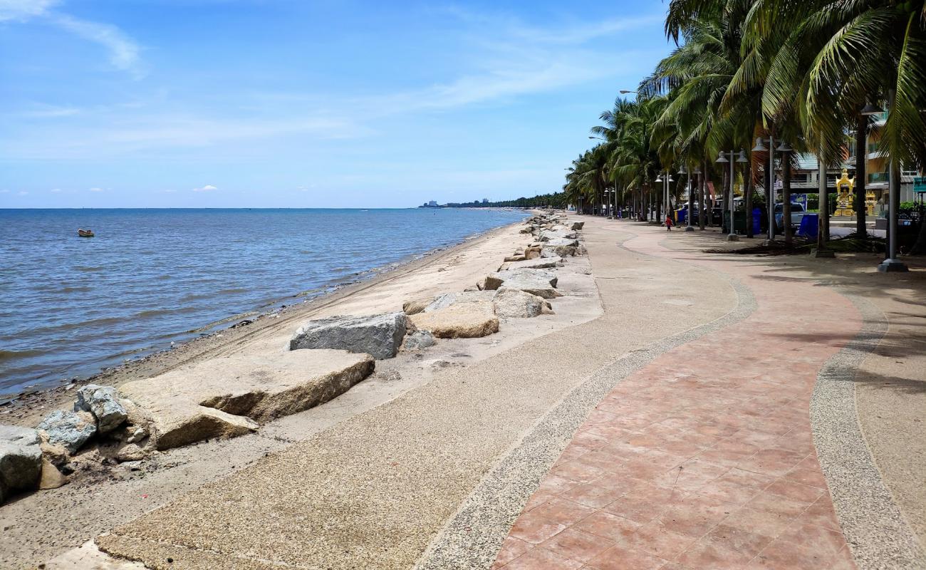 Wonnapha Beach'in fotoğrafı açık bej kum yüzey ile