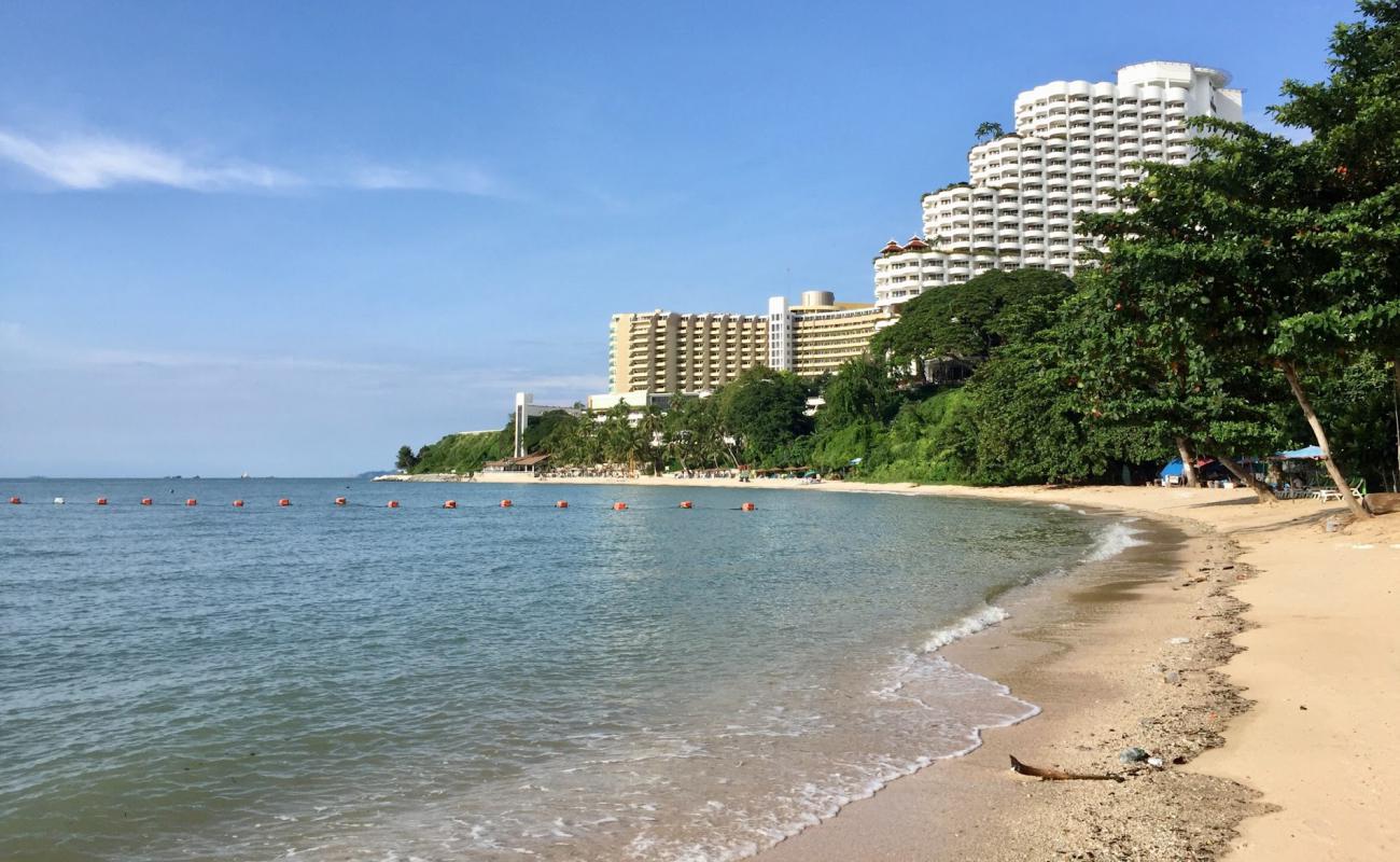 Cozy Beach'in fotoğrafı parlak kum yüzey ile