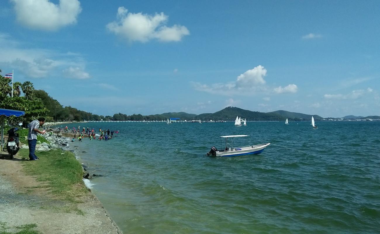 Dongtan Beach II'in fotoğrafı parlak kum yüzey ile