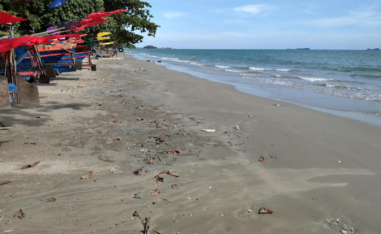 Suan Son Beach'in fotoğrafı açık bej kum yüzey ile