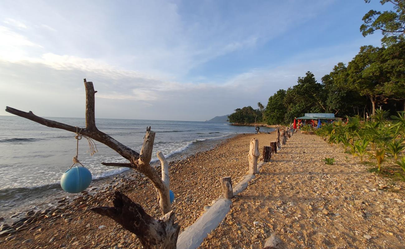 Khai Mook Beach'in fotoğrafı çakıl ile kum yüzey ile