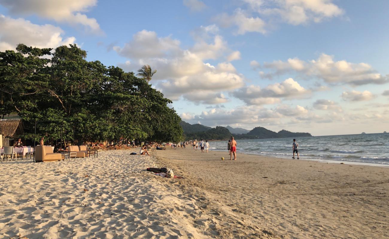 White Sand beach'in fotoğrafı parlak ince kum yüzey ile