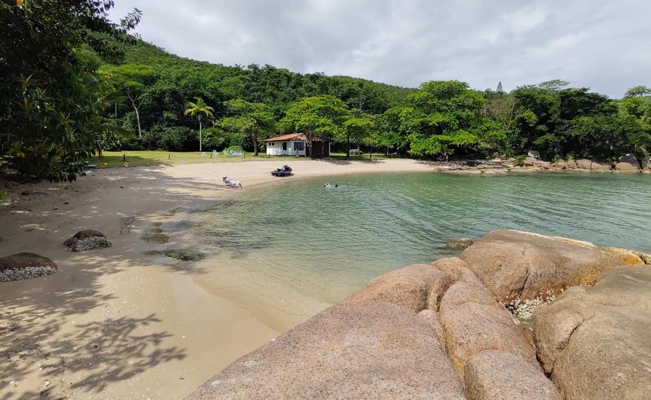 Prainha Enfim Ferias'in fotoğrafı açık bej kum yüzey ile
