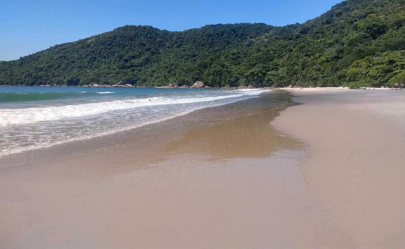 Praia do Caixa D Aco'in fotoğrafı açık bej kum yüzey ile