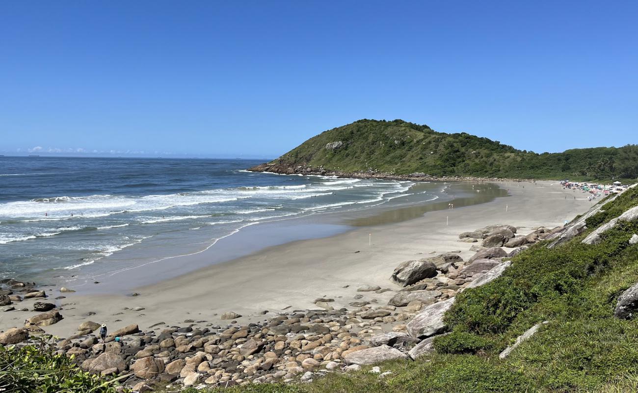 Praia de Fora'in fotoğrafı i̇nce bej kum yüzey ile