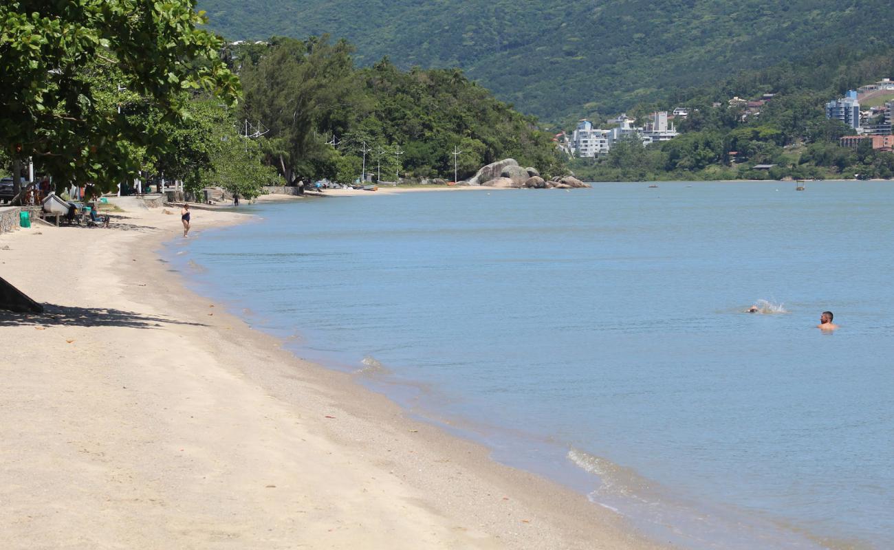 Praia do Cacupe Grande'in fotoğrafı açık bej kum yüzey ile