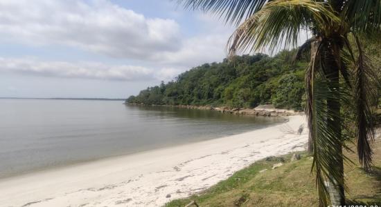 Ilha das Cobras Beach