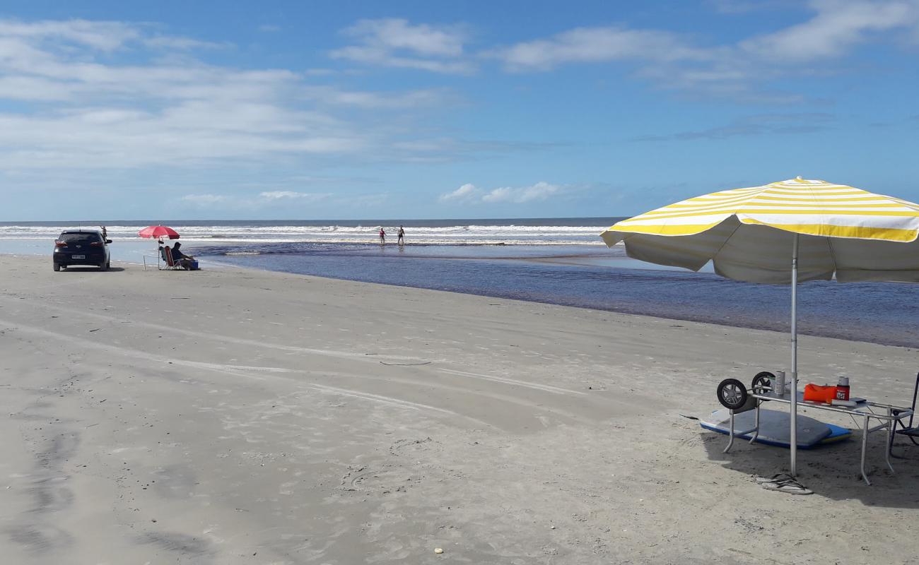 Long Island Beach'in fotoğrafı açık bej kum yüzey ile