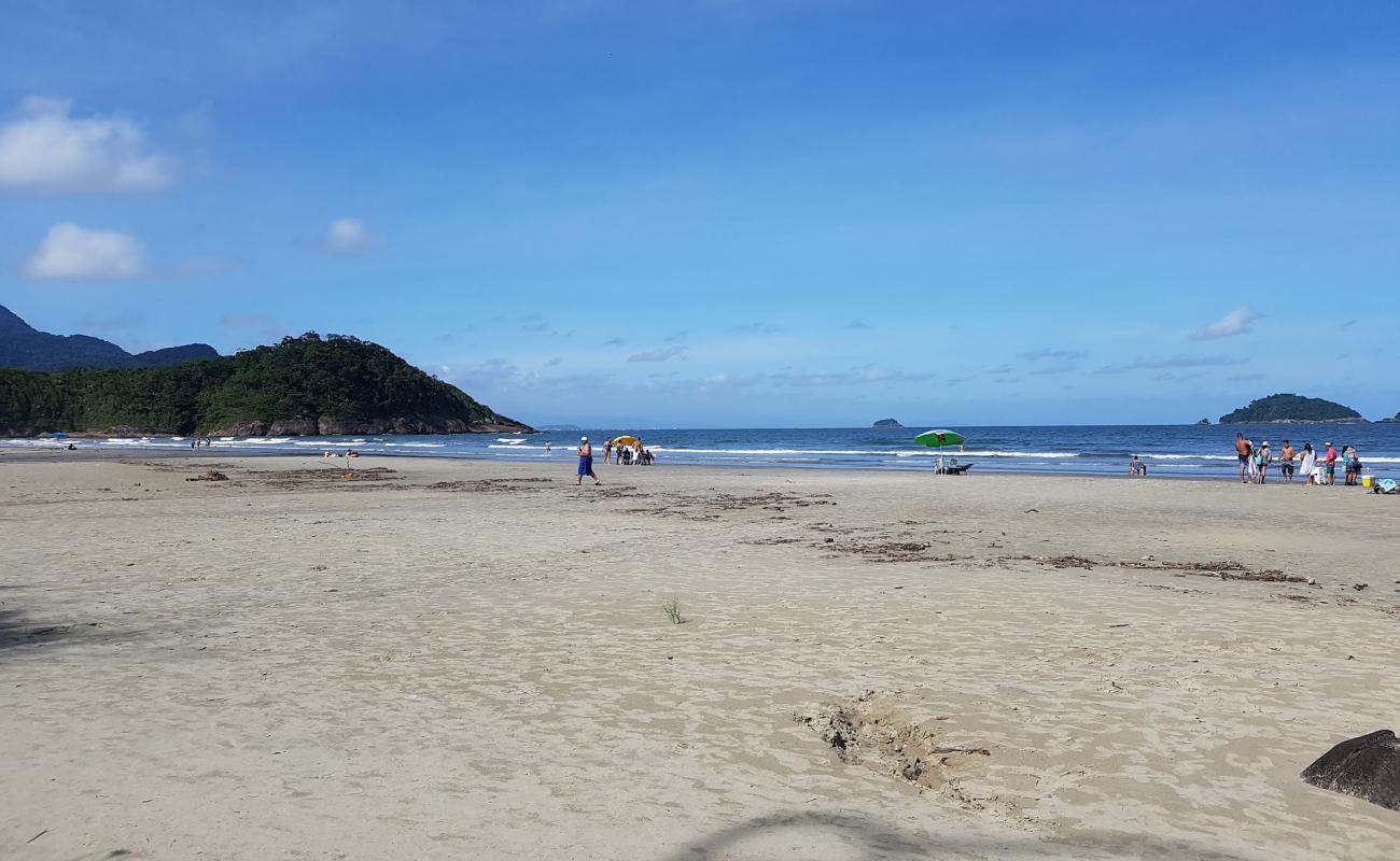 Praia do Arpoador'in fotoğrafı açık bej kum yüzey ile