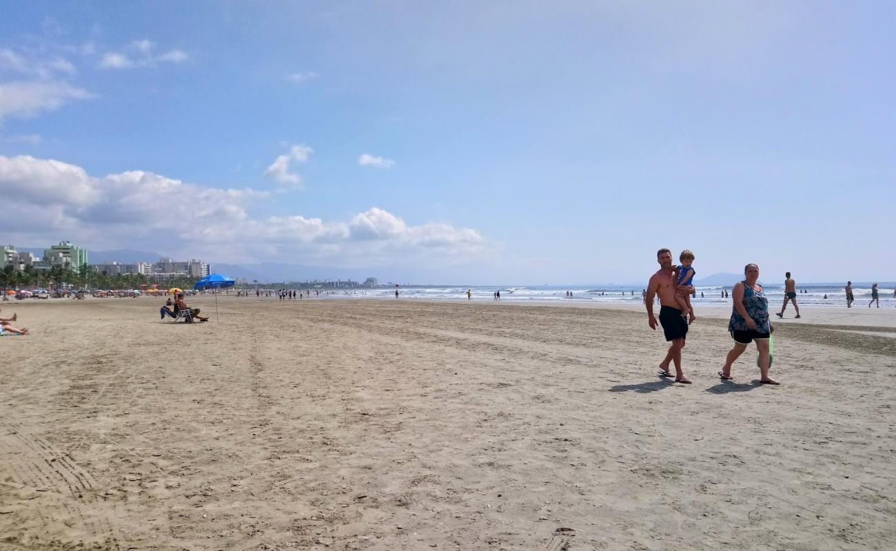 Bertioga Beach'in fotoğrafı açık bej kum yüzey ile