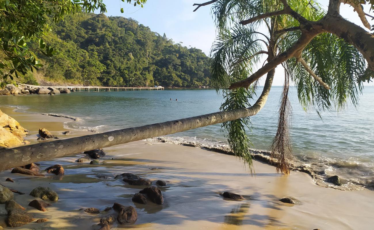 Praia das Galhetas'in fotoğrafı açık bej kum yüzey ile
