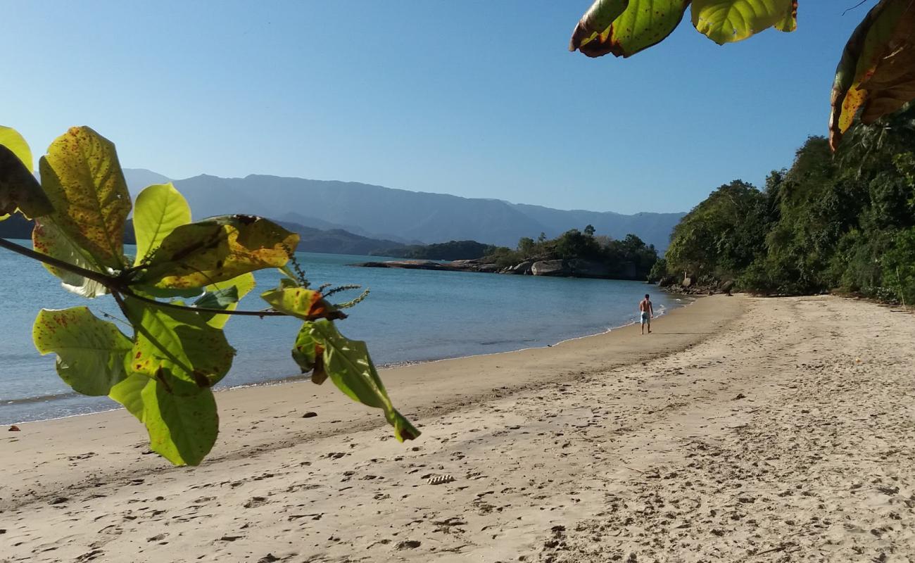 Praia da Igrejinha'in fotoğrafı açık bej kum yüzey ile