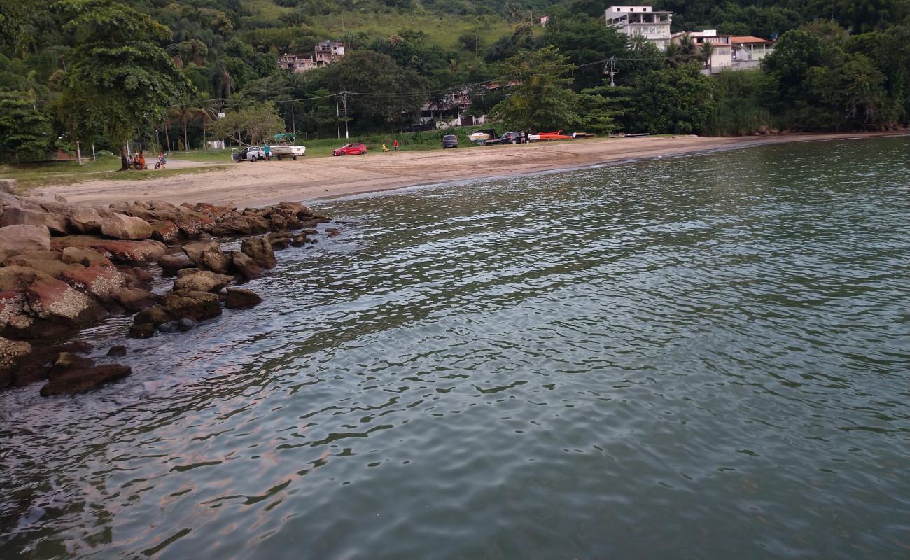 Praia do Objetivo'in fotoğrafı açık bej kum yüzey ile