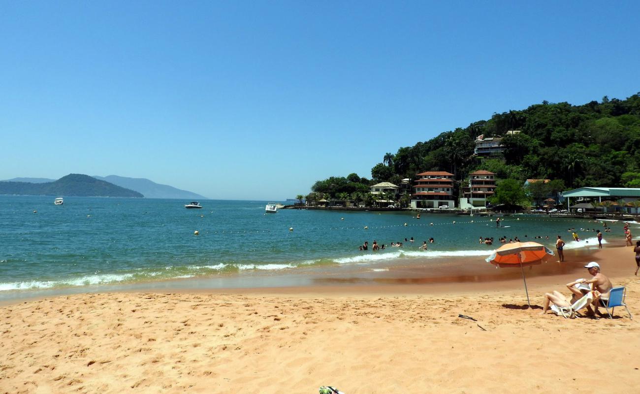 Praia do Sitio Bom'in fotoğrafı açık bej kum yüzey ile