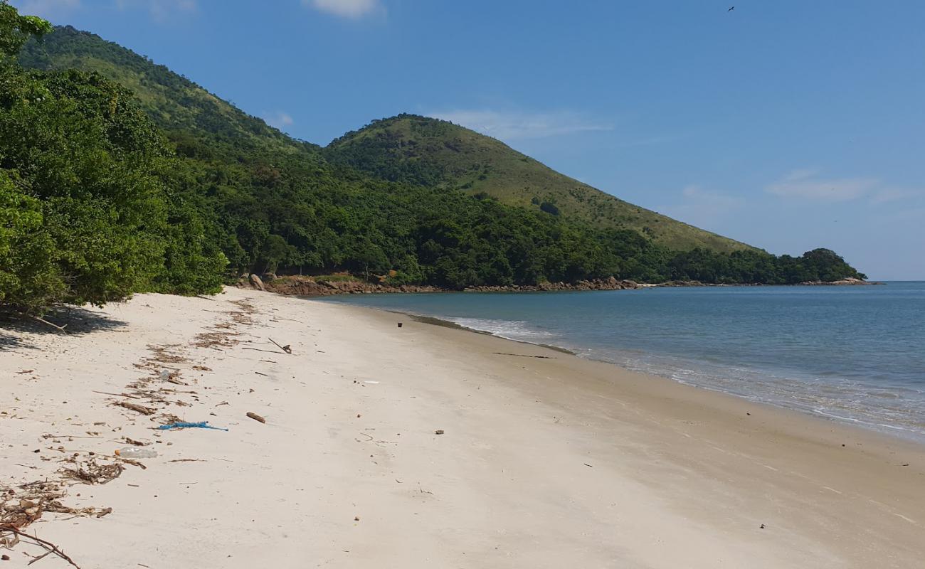 Praia do Sitio'in fotoğrafı açık bej kum yüzey ile