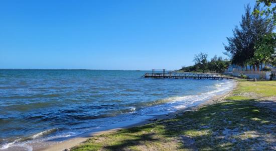 Praia das Andorinhas