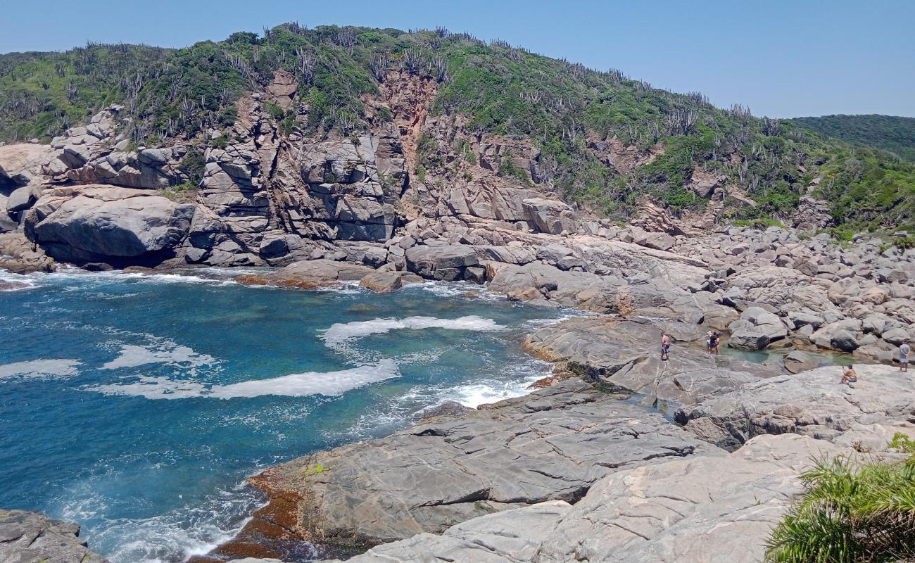 Rochas da Praia da Concha'in fotoğrafı kayalık arazi yüzey ile
