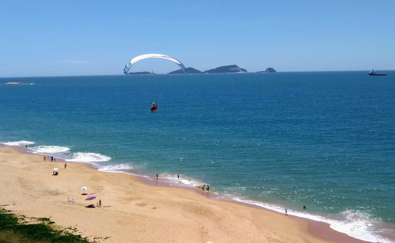 Praia Campista'in fotoğrafı açık bej kum yüzey ile