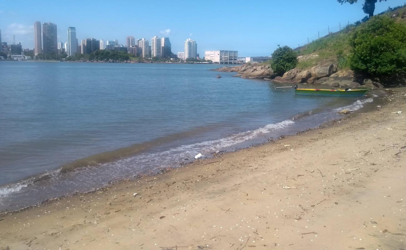 Prainha de Inhoa'in fotoğrafı açık bej kum yüzey ile