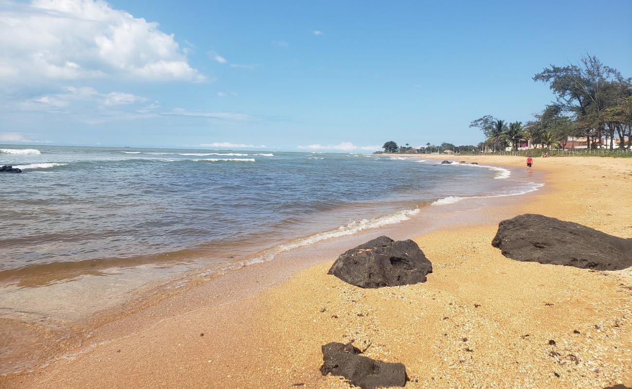 Praia da Chaleirinha'in fotoğrafı açık bej kum yüzey ile
