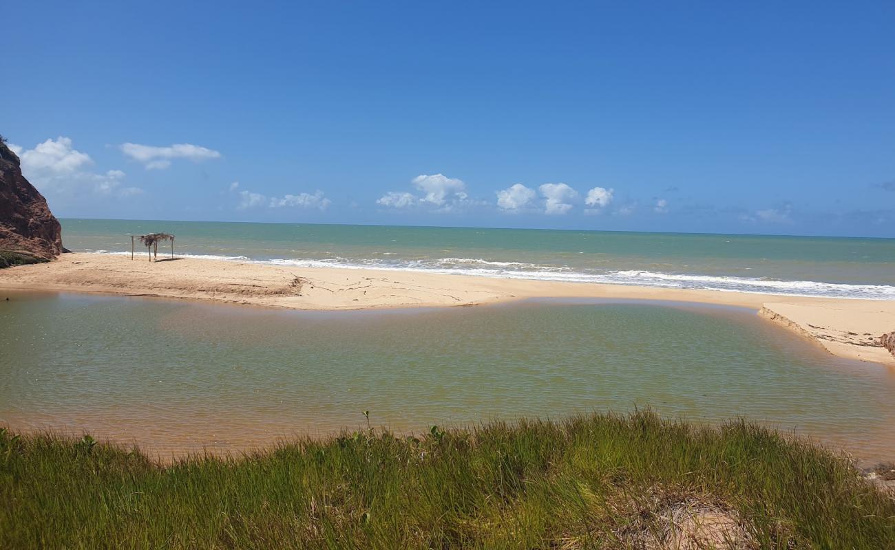 Praia das Ostras Prado Bahia'in fotoğrafı açık bej kum yüzey ile