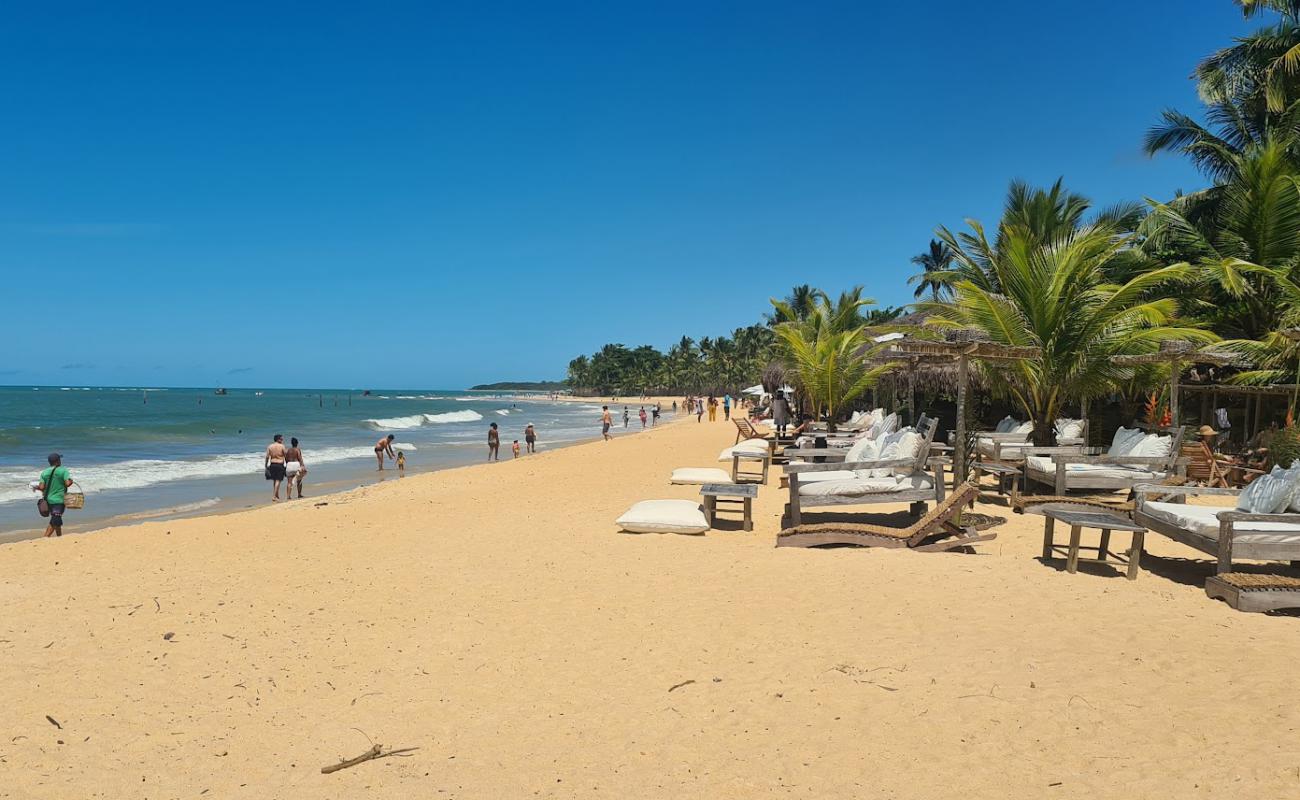 Nativos Beach'in fotoğrafı açık bej kum yüzey ile