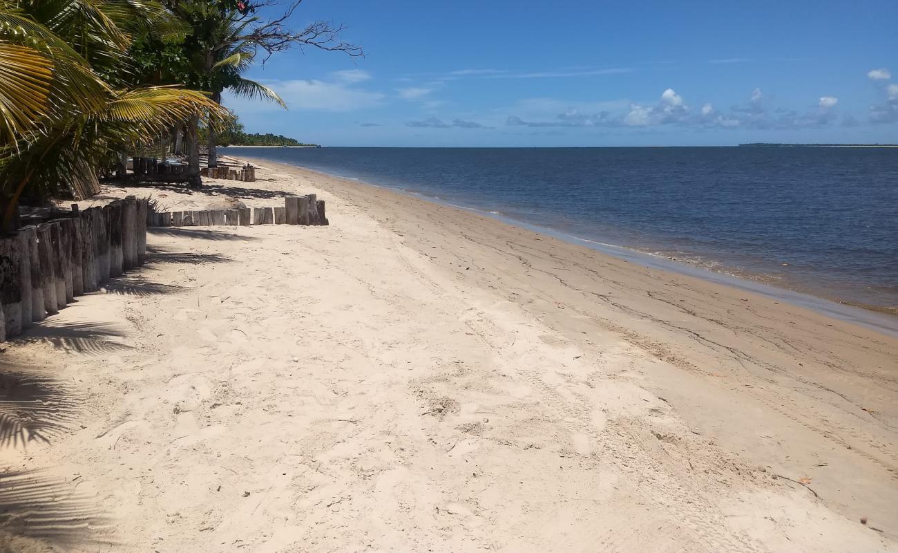 Praia de Sirinhaem'in fotoğrafı açık bej kum yüzey ile