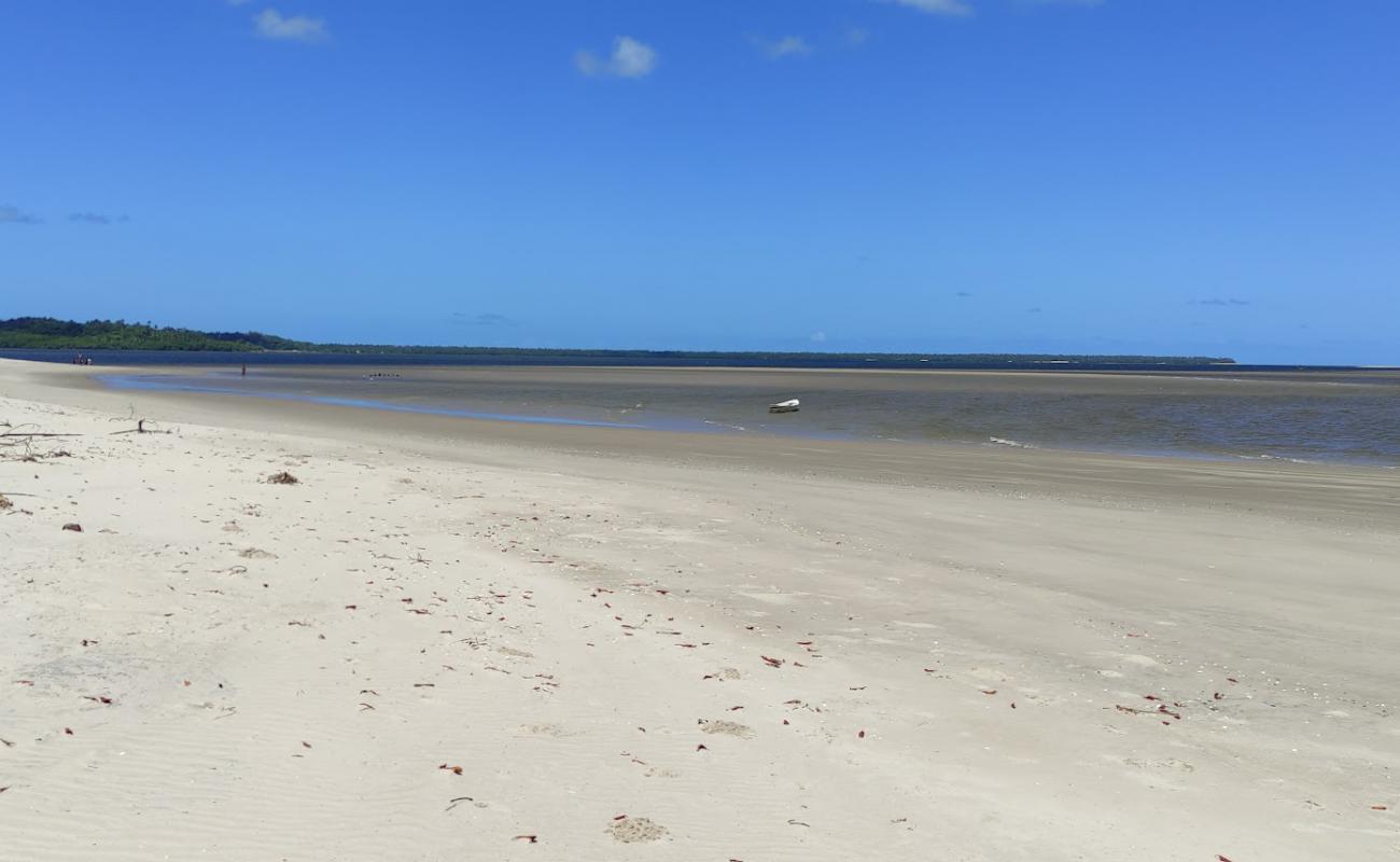 Praia Barra do Carvalho'in fotoğrafı açık bej kum yüzey ile