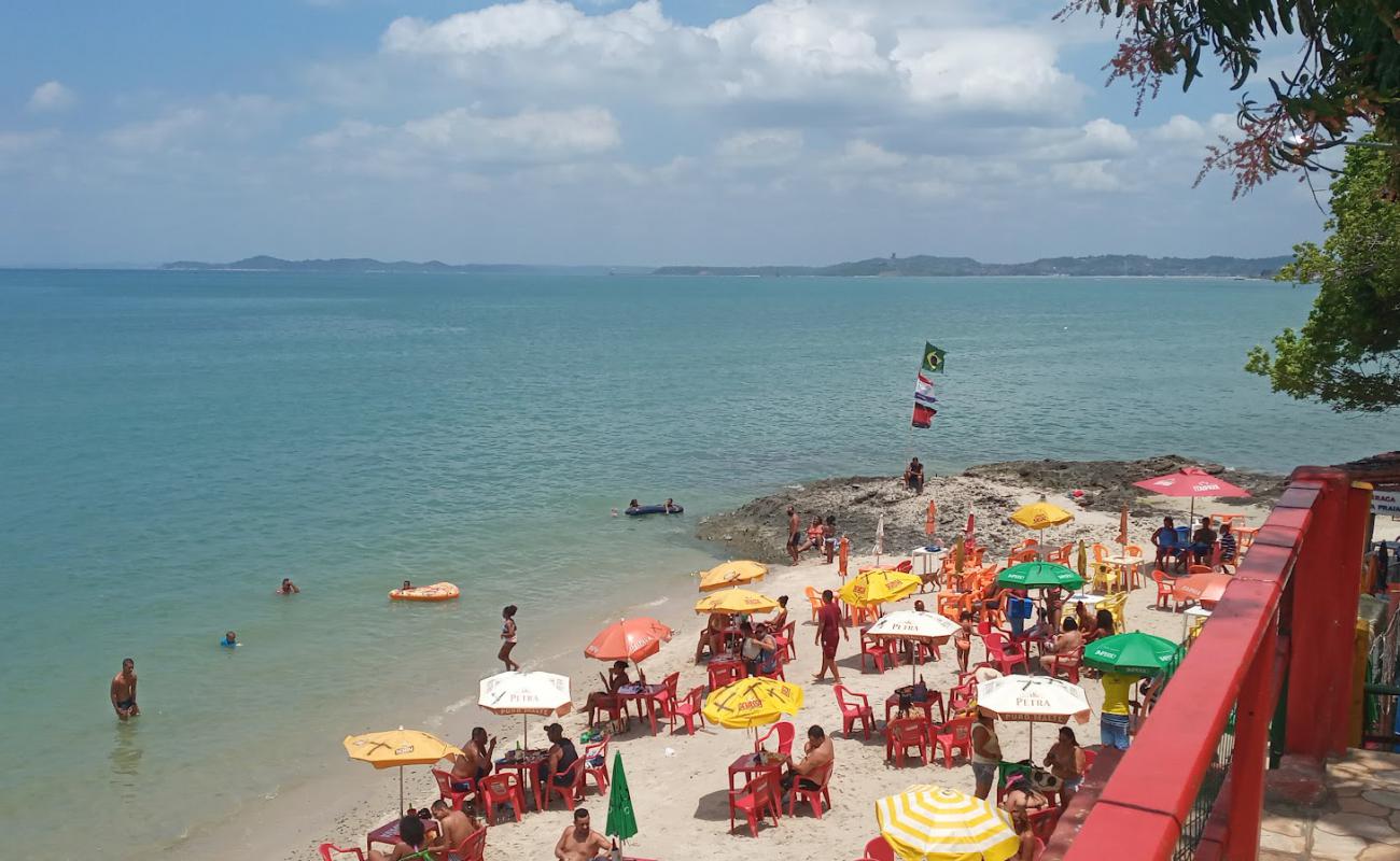 Praia de Escada'in fotoğrafı açık bej kum yüzey ile