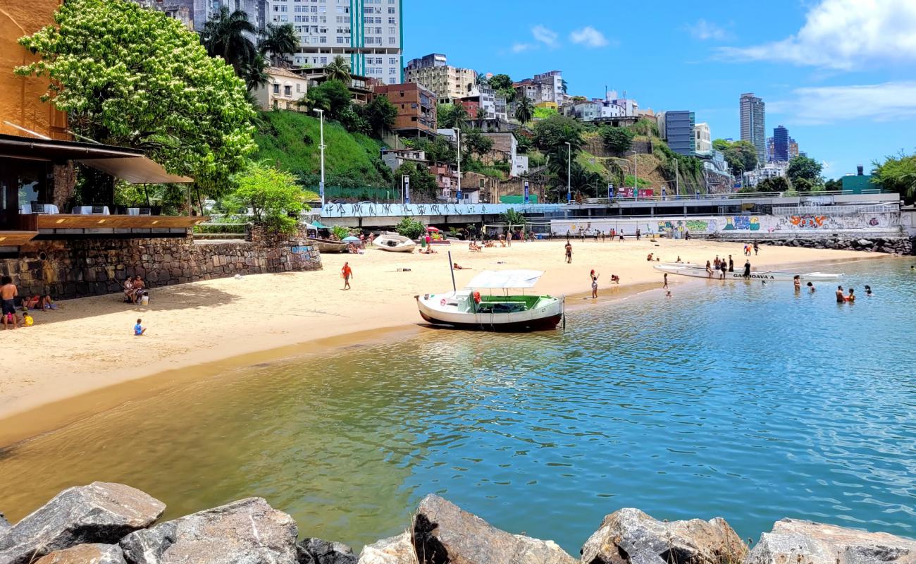 Praia da Preguica'in fotoğrafı açık bej kum yüzey ile