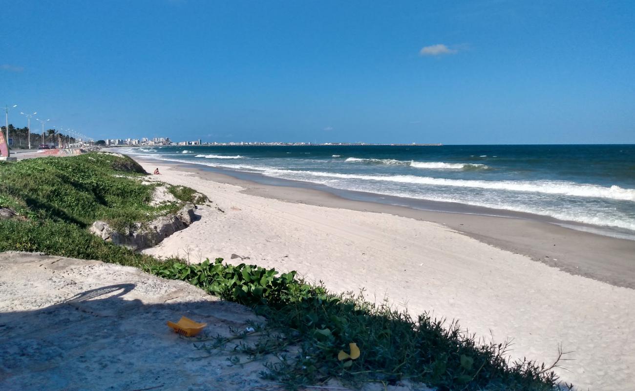 Pontal da Barra Beach'in fotoğrafı açık bej kum yüzey ile