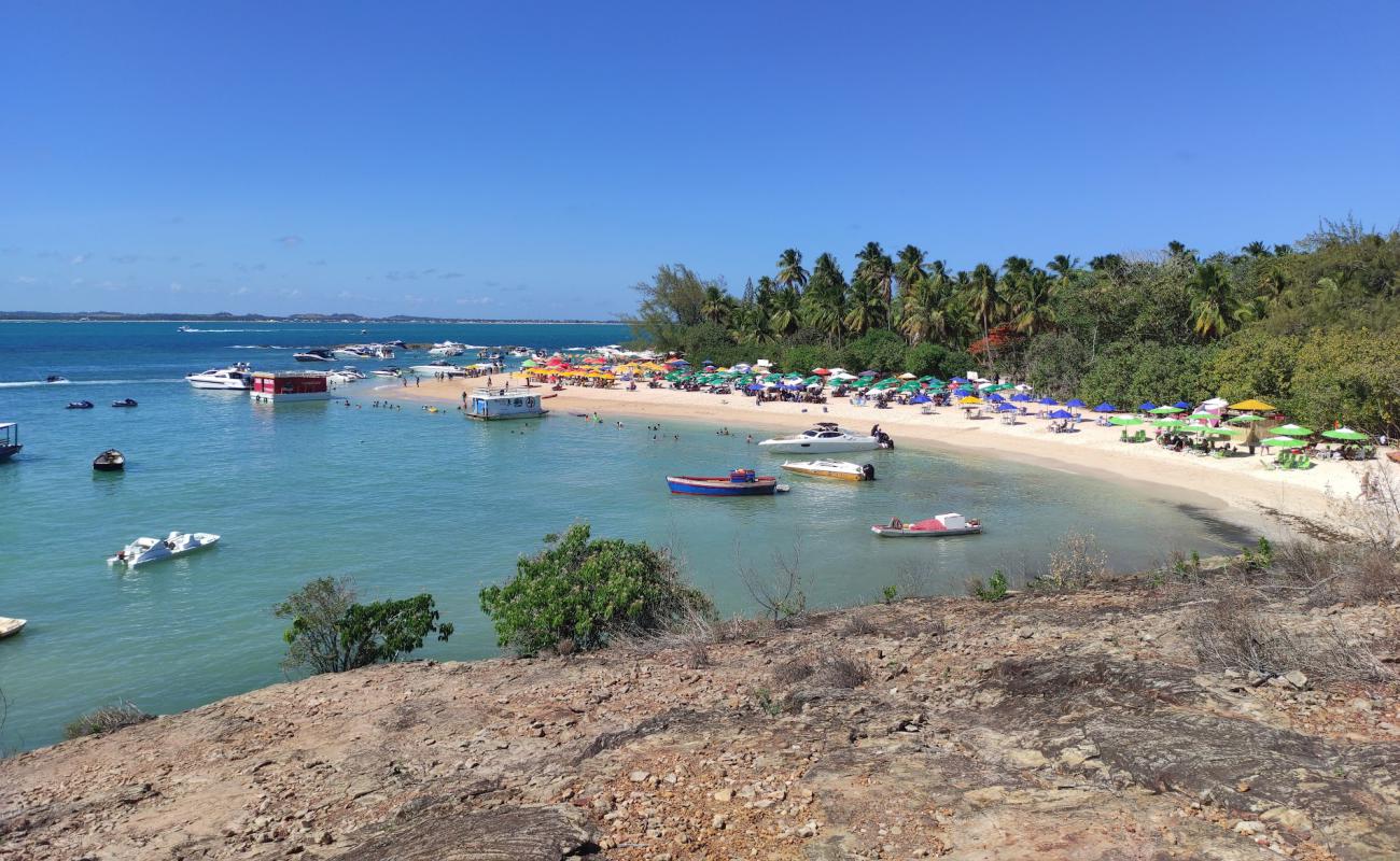 Ilha Santo Aleixo Beach'in fotoğrafı açık bej kum yüzey ile
