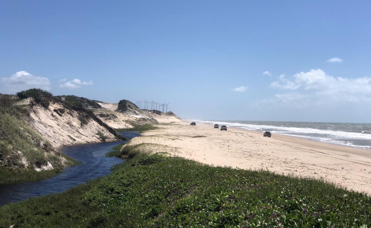 Praia da Pavuna'in fotoğrafı açık bej kum yüzey ile