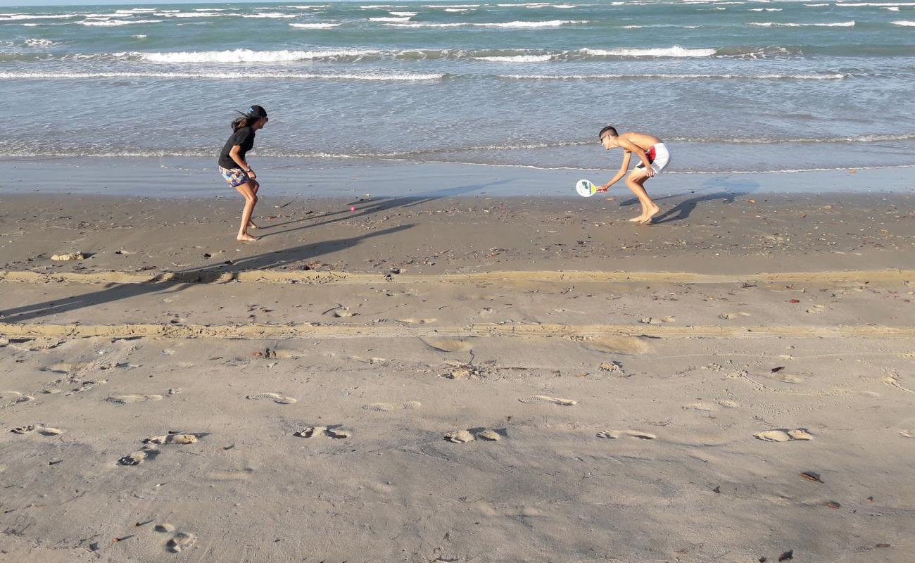 Paradise Beach'in fotoğrafı açık bej kum yüzey ile