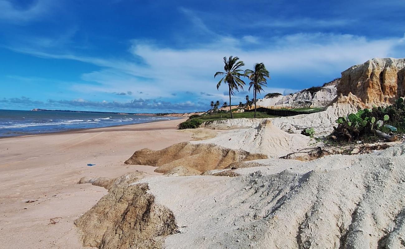 Praia de Fontainha'in fotoğrafı açık bej kum yüzey ile